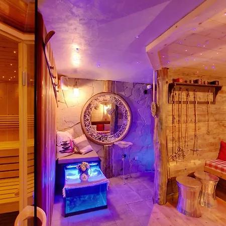 Отель Logis Hotel Et Spa Le Christiania 3*